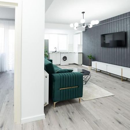 Apartament Markos Сучеава Екстериор снимка