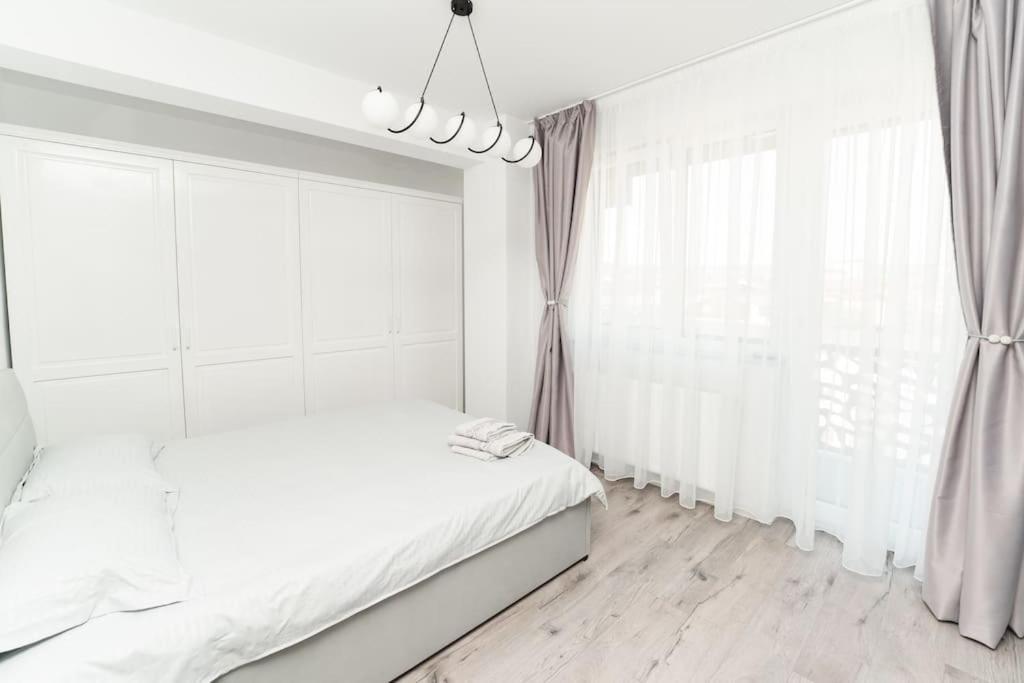 Apartament Markos Сучеава Екстериор снимка