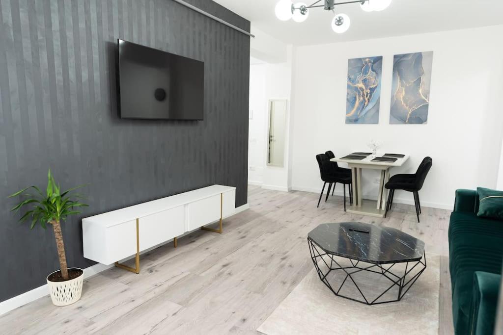 Apartament Markos Сучеава Екстериор снимка